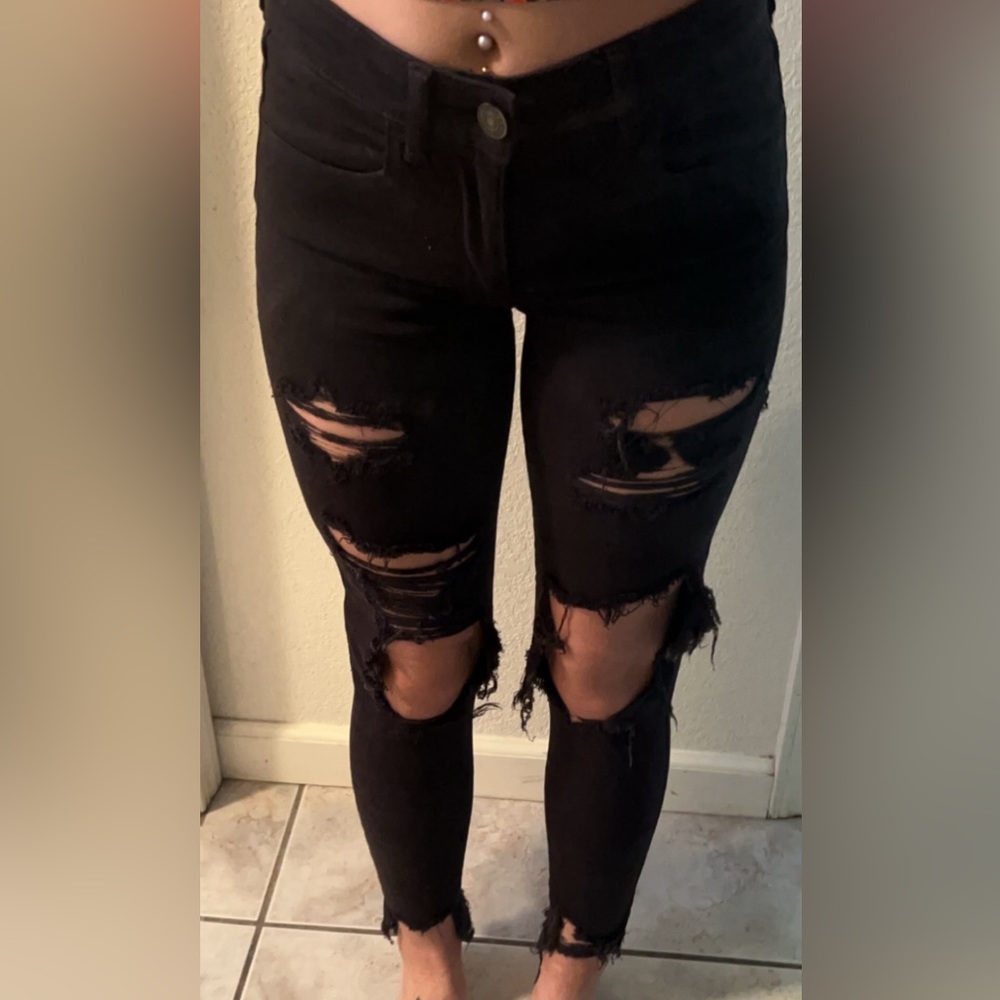 Black Ripped American Eagle Jeans